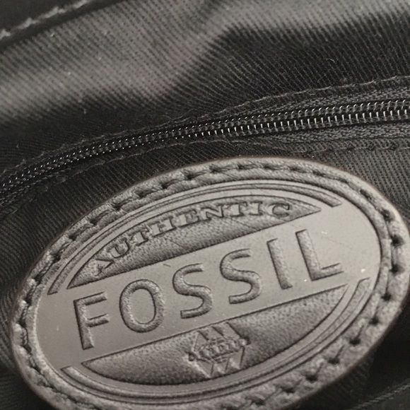 Fossil Leopard Crossbody - Picture 5 of 8